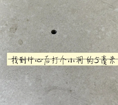 安徽瓷砖空鼓维修公司专业解答在瓷砖铺贴过程中，如果砂料搅拌不均匀，将会带来以下问题